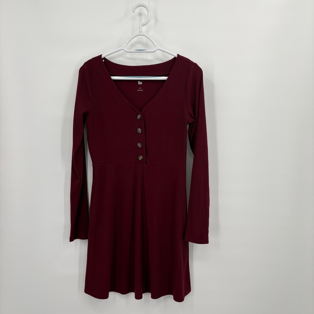 So Womens Burgundy Ribbed Knit Long Sleeve Skater Dress V-Neck Size M Maroon